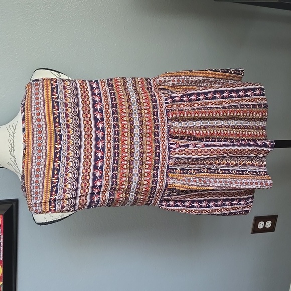 TOP - Picture 3 of 4